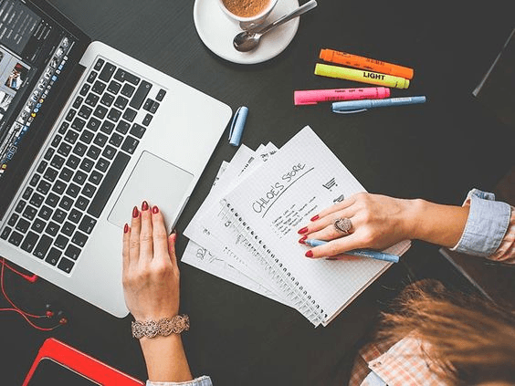 Vstep Writing Essay – Chủ Đề Thường Gặp Trong Đề Thi