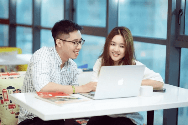 Có Nên Thi Chứng Chỉ Tiếng Anh Online? 4 Chứng Chỉ Phổ Biến