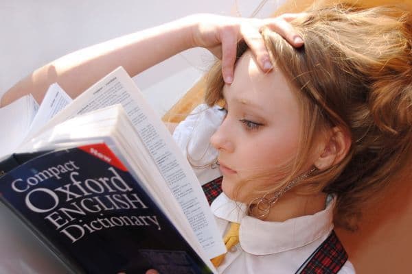 Bật Mí 2 Mẹo Làm Reading VSTEP Hiệu Quả