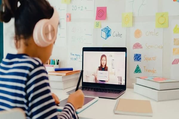 Top 10 Trung Tâm Dạy Tiếng Anh Online Tốt Nhất Cả Nước