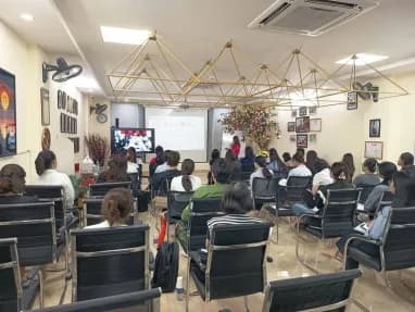 Đồng hành cùng bạn trên hành trình đạt chứng chỉ tiếng Anh